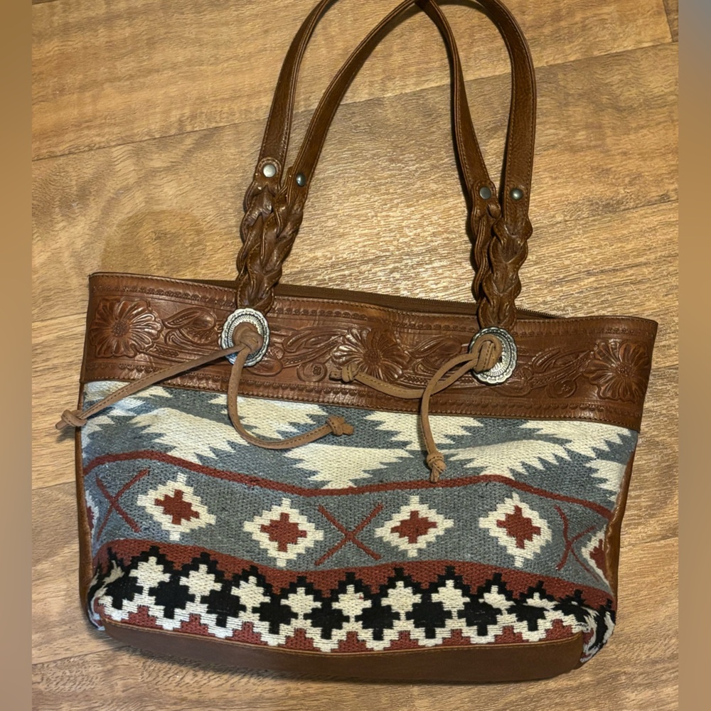 Shyanne Purse